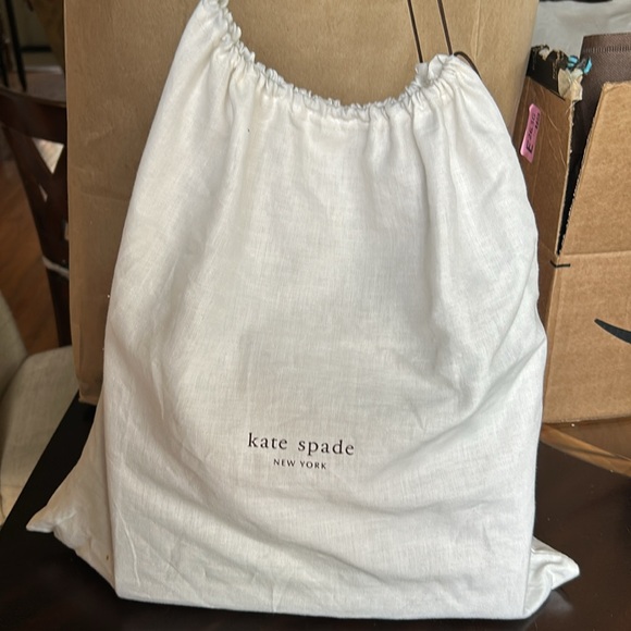 Kate Spade Purse - Picture 8 of 8